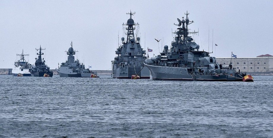 Фото до матеріалу: Британія не зупинила жодного судна РФ: тіньовий флот здійснив 238 проходів через Ла-Манш