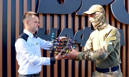 Фото до матеріалу: Stellantis передає розробку нового електромобіля Opel Китаю і звільняє 650 інженерів