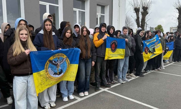 Фото до матеріалу: У Вінниці мотоцикліст отримав легкі травми після зіткнення з автомобілем