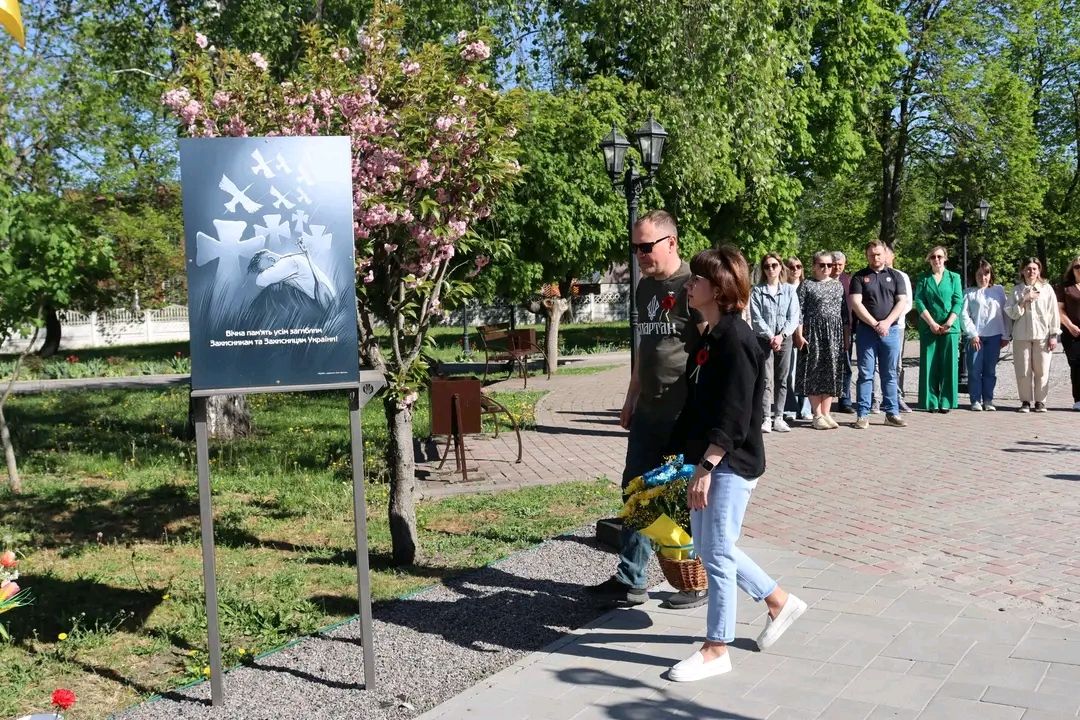 Фото до матеріалу: У Решетилівці вшанували жертв Другої світової війни