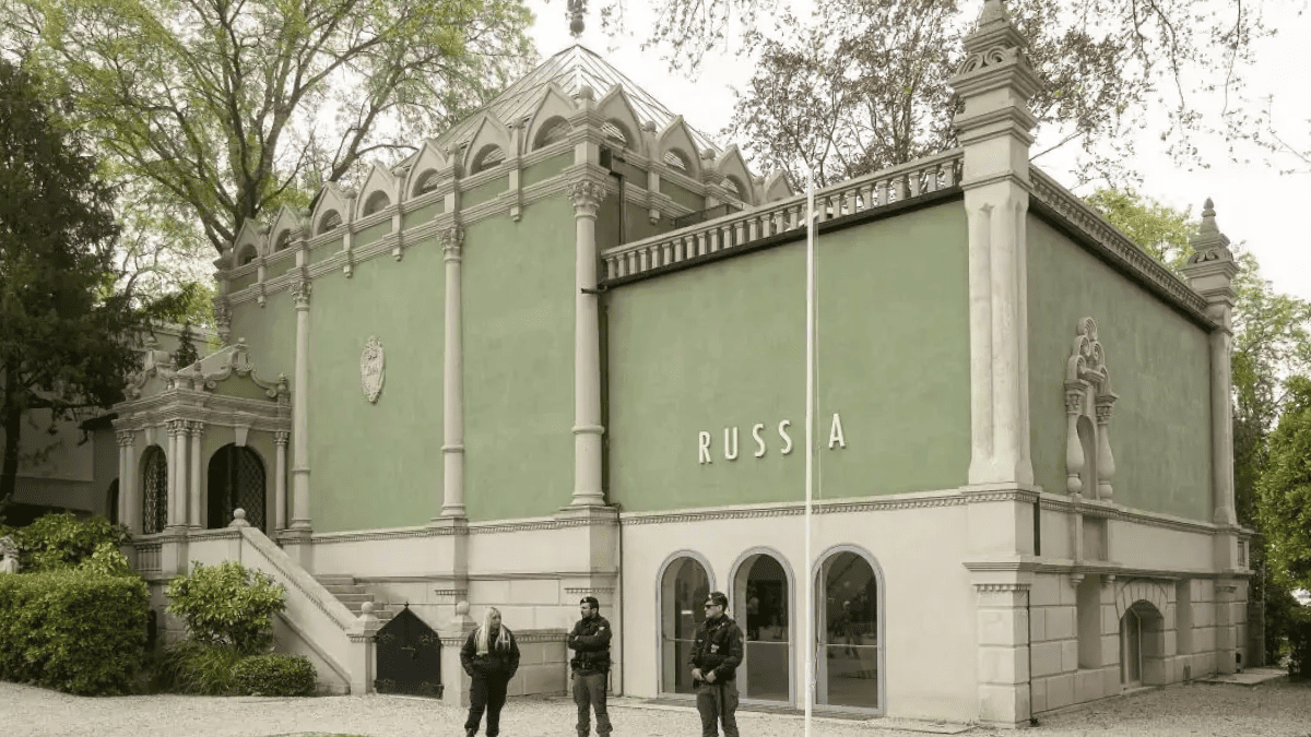 Фото до матеріалу: Євгенія Катеринчак: професійний досьє журналістки для київських читачів