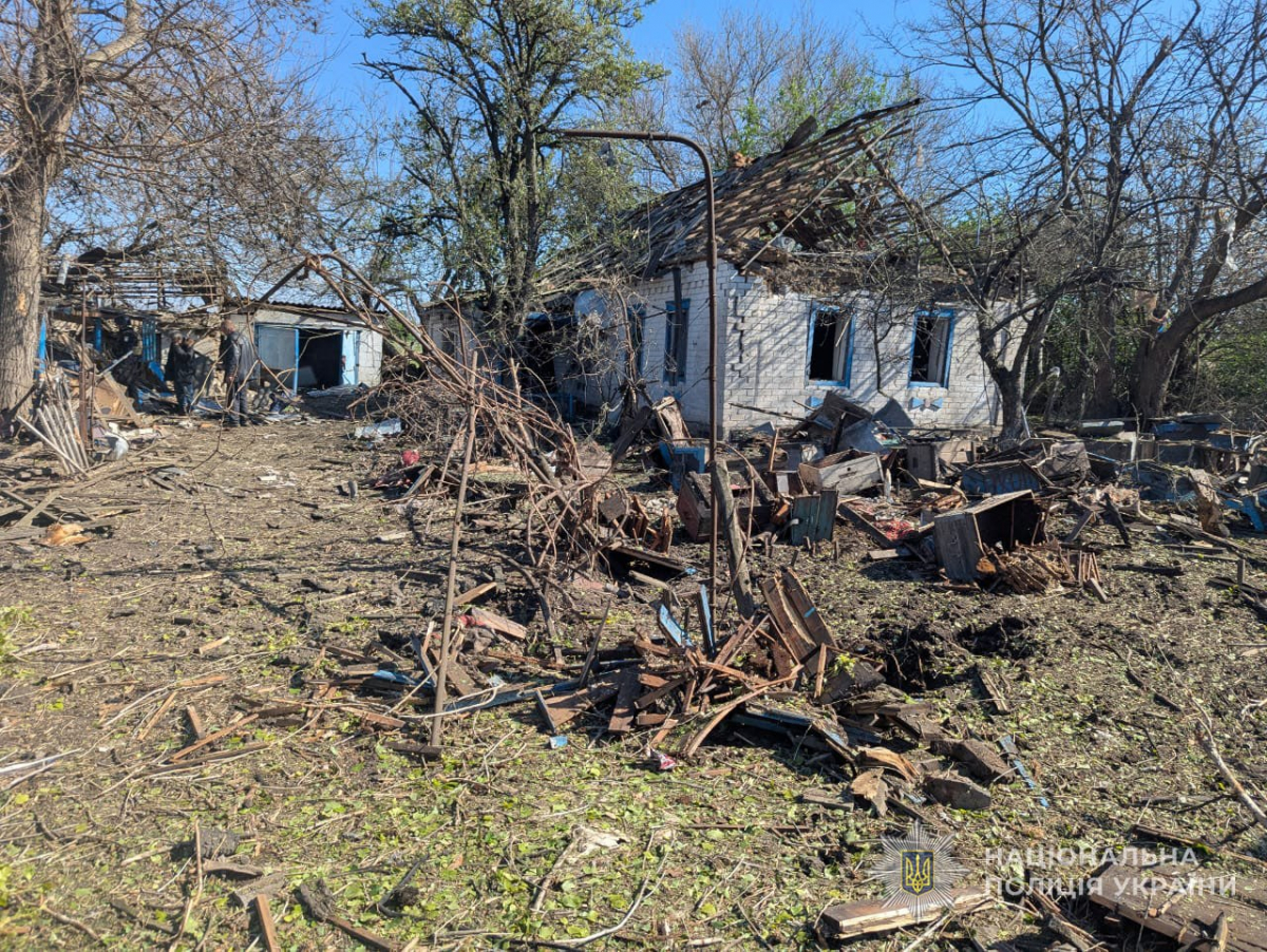 Фото до матеріалу: Двоє поліцейських отримали поранення від FPV-дрона в Запорізькому районі під час виклику