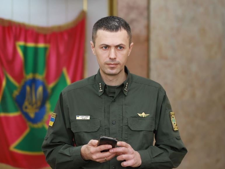Фото до матеріалу: Балон з повторювачем сигналів перетнув кордон з Білорусі