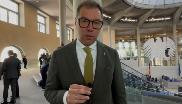 Фото до матеріалу: Україна відмовляється від Шредера як посередника у переговорах з РФ