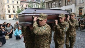 Фото до матеріалу: У Львові будівельна люлька зірвалася з 15-го поверху: загинули троє, серед них громадяни Туреччини