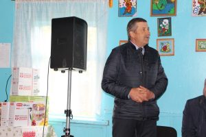 Фото до матеріалу: Щоб мова об'єднувала, а не розділяла: думки жителів Шацького району