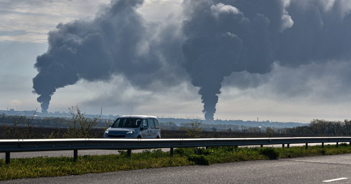 Фото до матеріалу: Біжіть із заправки, якщо чуєте тривогу: українців попередили про небезпеку через нову тактику РФ