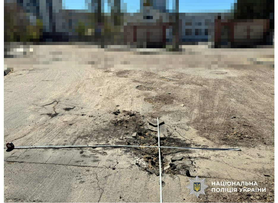 Фото до матеріалу: Троє поранених: наслідки російських обстрілів правобережжя Херсонщини за добу