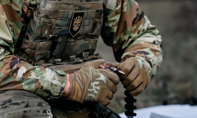 Фото до матеріалу: Гороскоп Таро на 10 травня 2026: як знакам зодіаку відновити сили перед новим тижнем