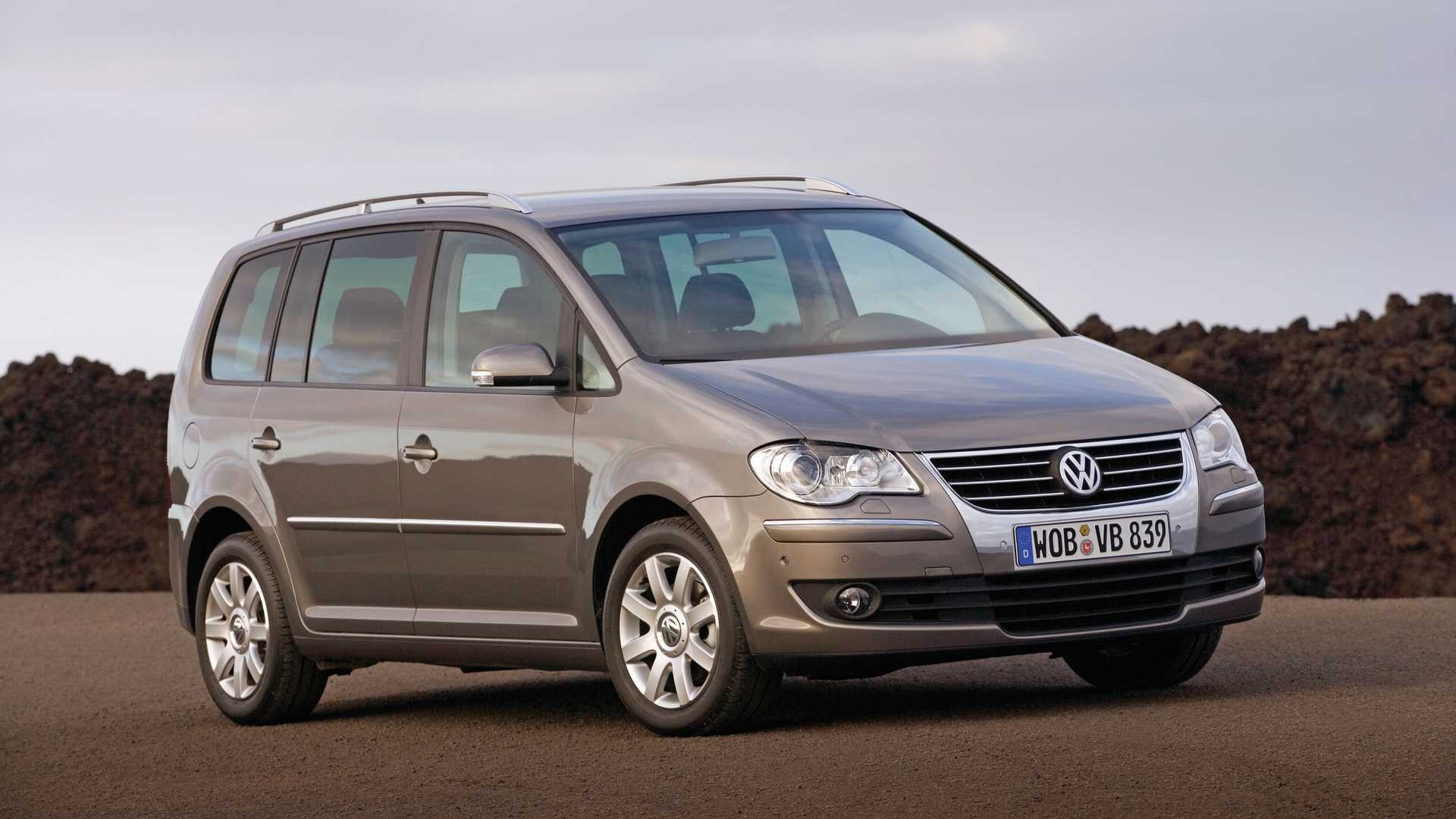 Фото до матеріалу: Volkswagen Touran зупинив виробництво: фінал 11-річної історії мінівена