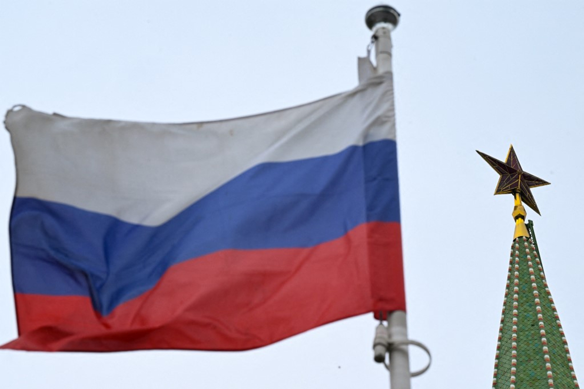 Фото до матеріалу: Путін звільнив Примакова з посади голови російських будинків на тлі масових депортацій дипломатів