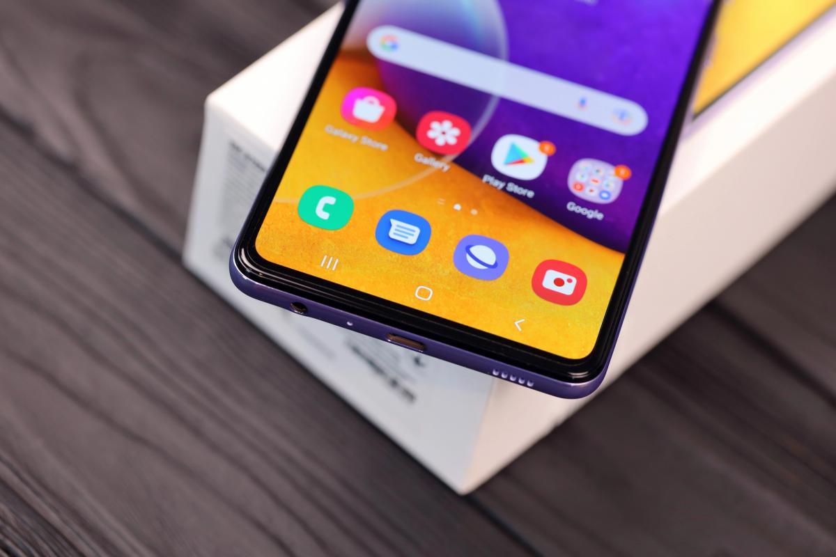 Фото до матеріалу: Смартфон почав гальмувати: як швидко налаштувати Android без програм