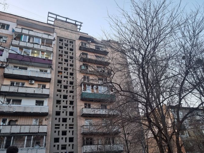 Фото до матеріалу: Атака дронів на Черкаси: загиблий хлопчик та пошкоджені будинки