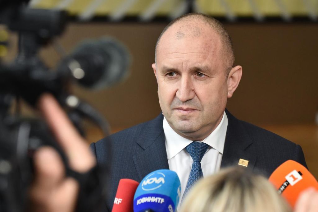 Фото до матеріалу: Радев став прем'єром Болгарії: проросійський уряд з найбільшим мандатом