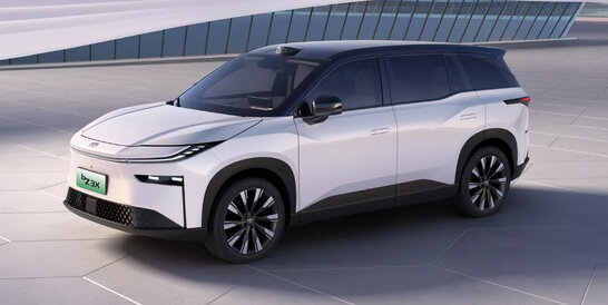 Фото до матеріалу: Nissan NX8 – новий електрокар із запасом ходу до 650 км