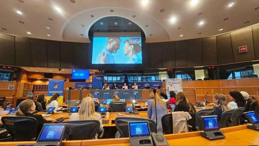 Фото до матеріалу: Одеський фільм про війну показали у Європарламенті