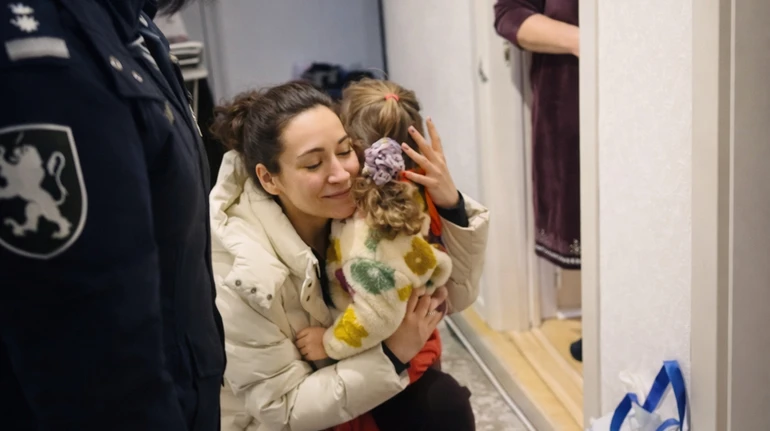 Фото до матеріалу: Скандал у Києві: 12-річну дівчинку влаштували до бабусі після заяви про викрадення