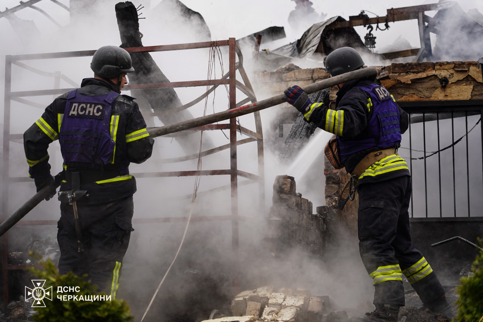 Фото до матеріалу: Російська атака БпЛА на Смілу: постраждали троє чоловіків