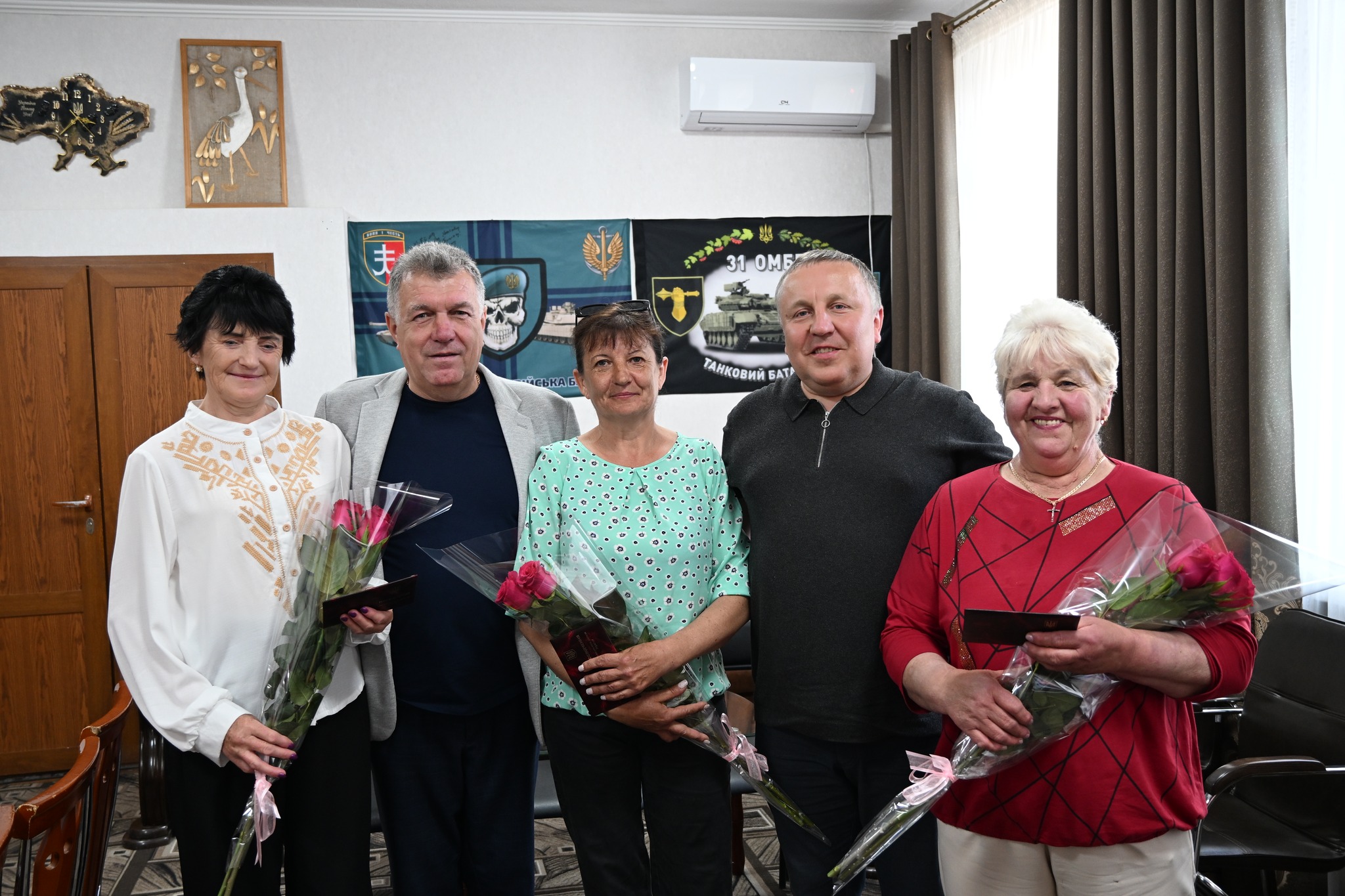 Фото до матеріалу: Жительки Монастирищенської громади отримали звання «Мати-героїня»