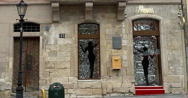 Фото до матеріалу: Петиція проти еротичних салонів у Львові набрала необхідні голоси