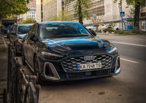Фото до матеріалу: Lexus TZ: преміальний електрокросовер з'явиться в Україні наступного року