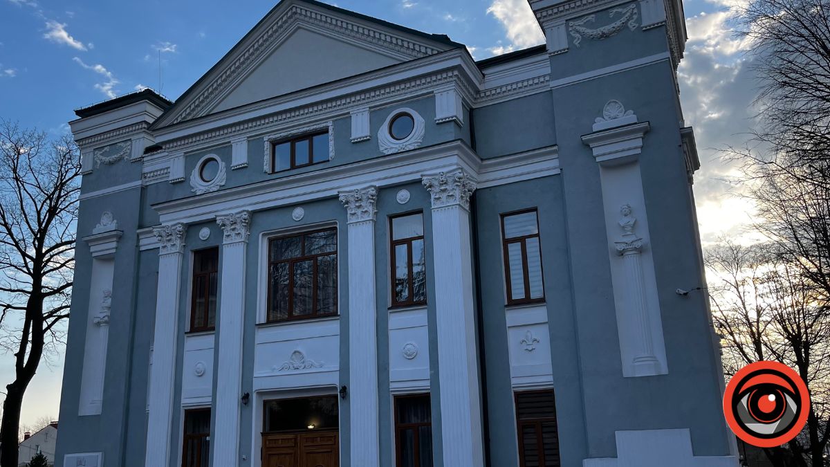 Фото до матеріалу: У Калуші оживлять поезію Атени Пашко