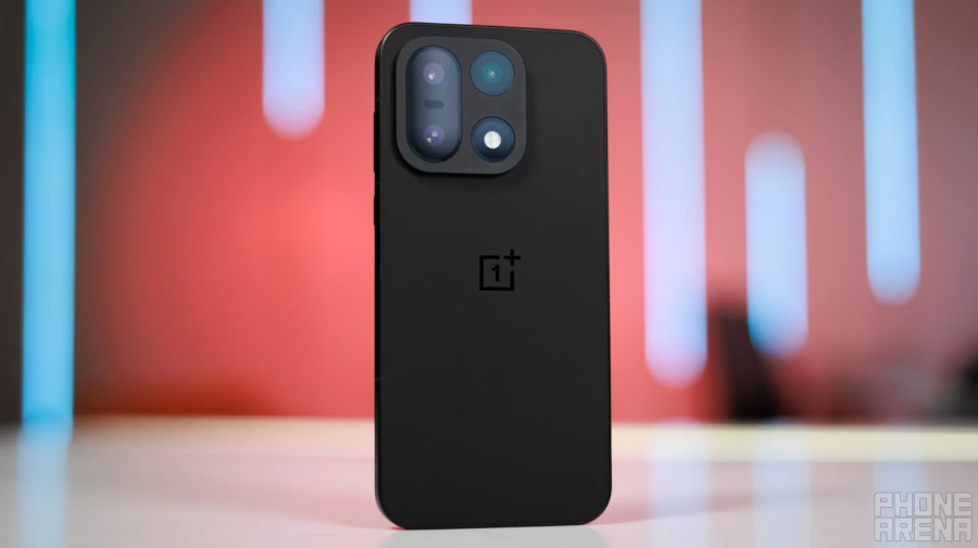 Фото до матеріалу: OnePlus 16 обіцяє революцію: потужніший за iPhone 18 Pro та з батареєю на 9000 мАг
