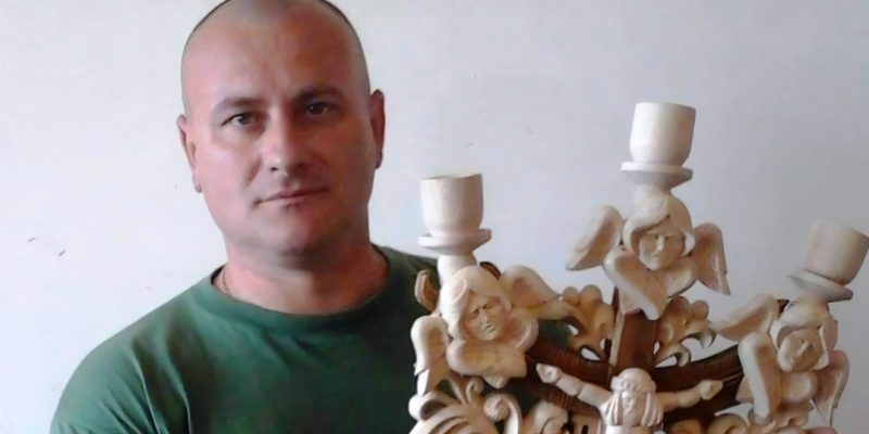 Фото до матеріалу: Школа художньої різьби «KINCH-Art» успішно розвивається в Ужгороді