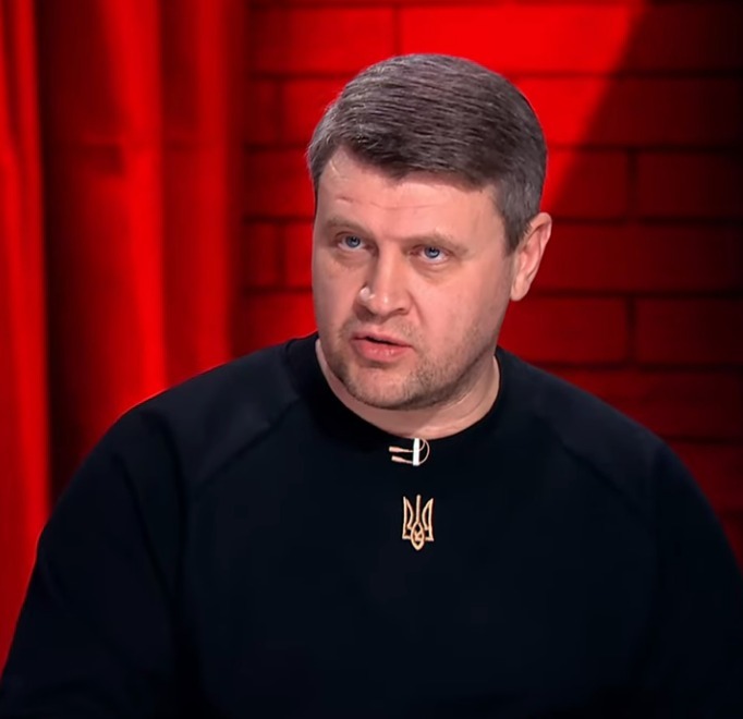 Фото до матеріалу: Вадим Івченко закликав більшість у Верховній Раді підтримати законопроєкт про підвищення зарплат військовим