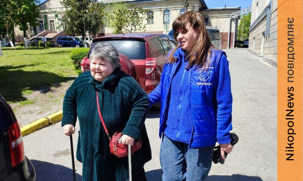 Фото до матеріалу: З надією на майбутнє: у Нікополі переселенка з Лиману отримала комплексну допомогу