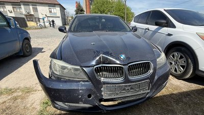 Фото до матеріалу: Вантажівка перекинулася на Львівщині: рятувальники деблокували водія