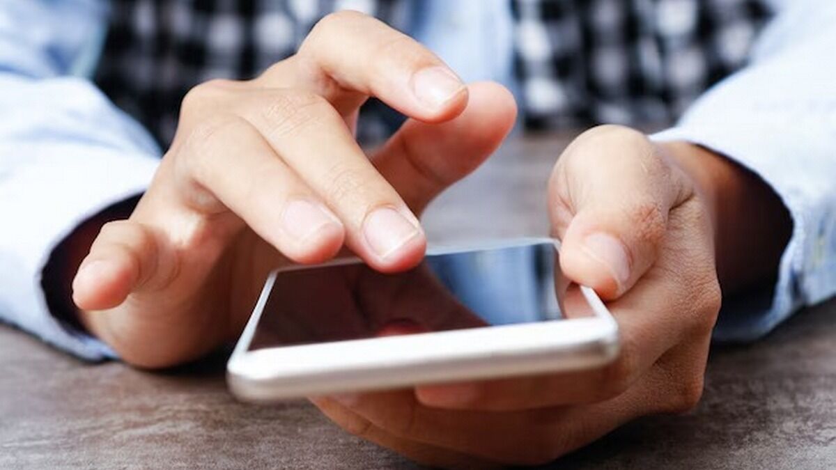 Фото до матеріалу: П'ять критичних налаштувань для нового смартфона: як захистити дані та економити заряд