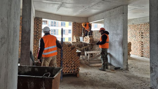 Фото до матеріалу: Обсяг виконаних будівельних робіт в Україні в I кварталі зменшився на 4,7% – Держстат – borg.expert – медіа-портал про борги та банкрутство