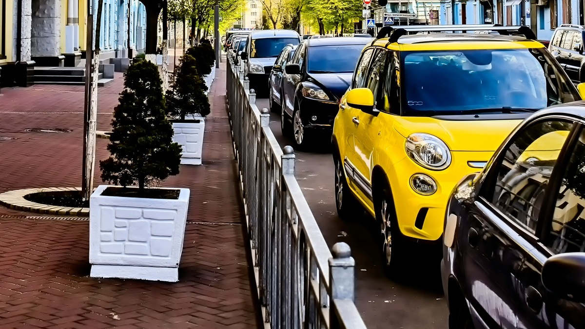 Фото до матеріалу: Платне паркування в Києві: де, скільки коштує і як уникнути штрафів у 2024 році
