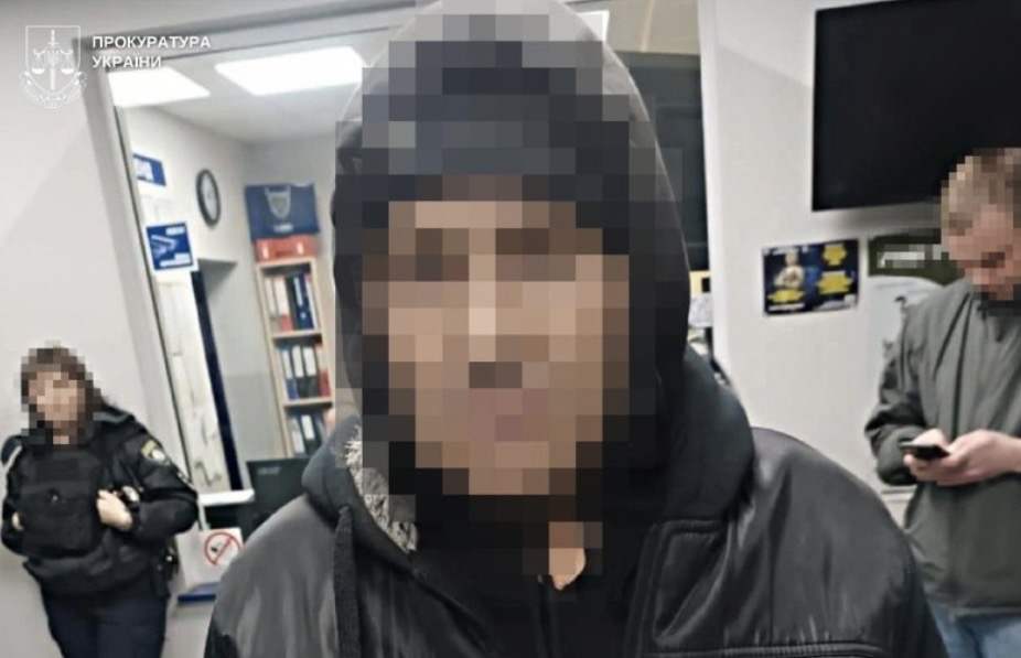 Фото до матеріалу: Суд у Стрию вирок чоловіку, який напав сокирою на військового ТЦК