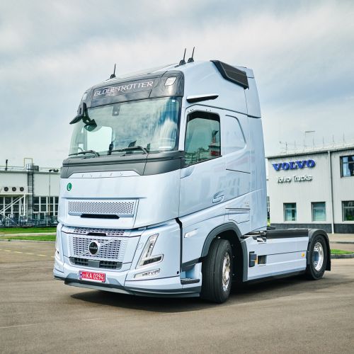Фото до матеріалу: Укрперевізник придбав понад 65 тисяч тягачів Volvo FH Aero за два роки