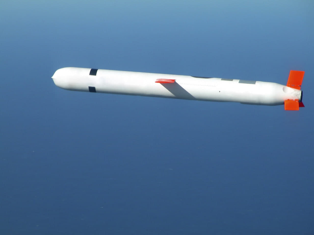 Фото до матеріалу: Німеччина відновлює переговори з США про ракети Tomahawk