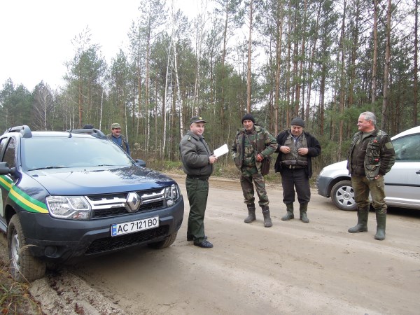 Фото до матеріалу: Лісівники Шацького району провели рейди: виявлено порушників правил полювання