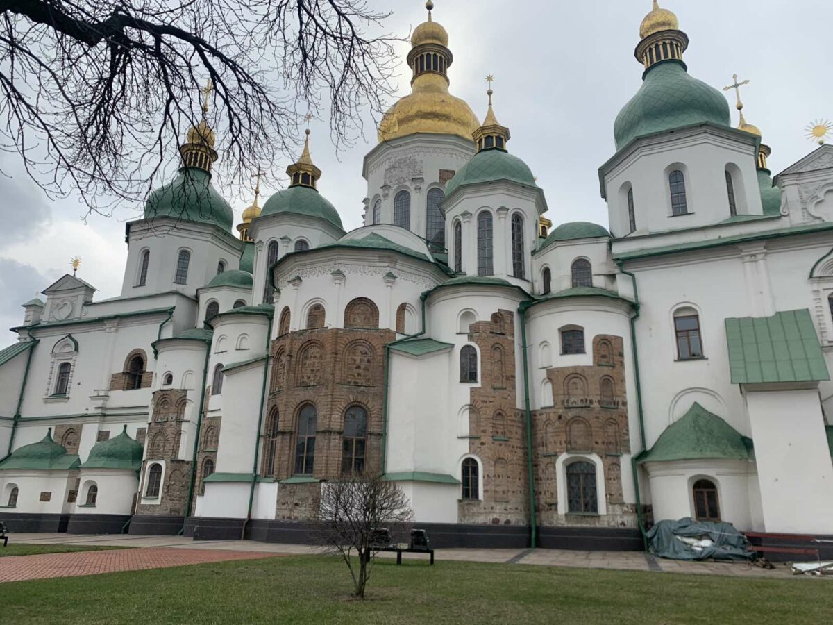 Фото до матеріалу: Релігійний календар на травень 2026: головні свята та поминальні дати