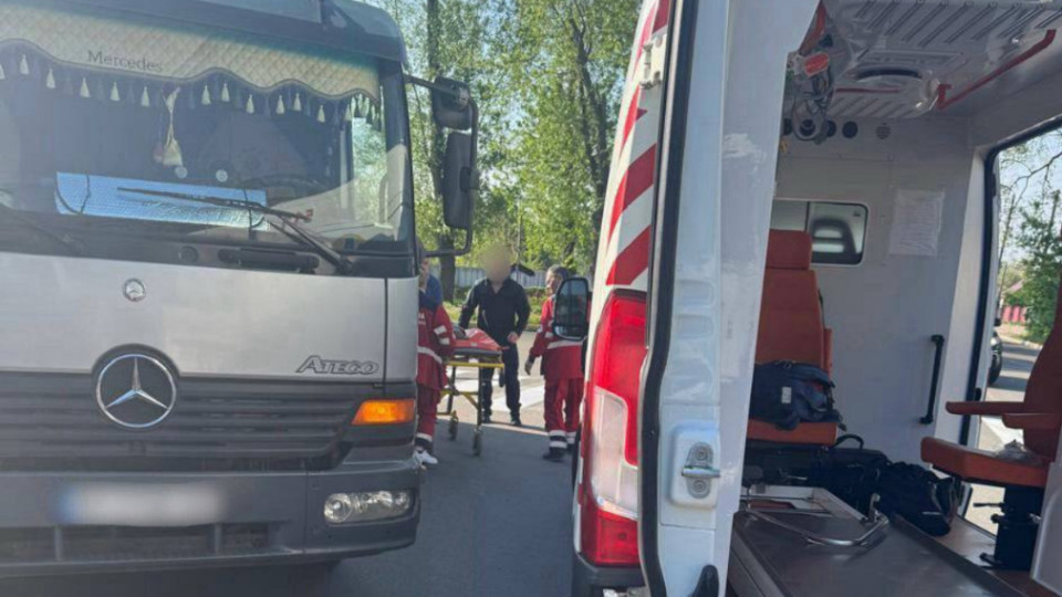 Фото до матеріалу: В Ірпені вантажівка наїхала на дівчинку: водія затримали, дитину померла