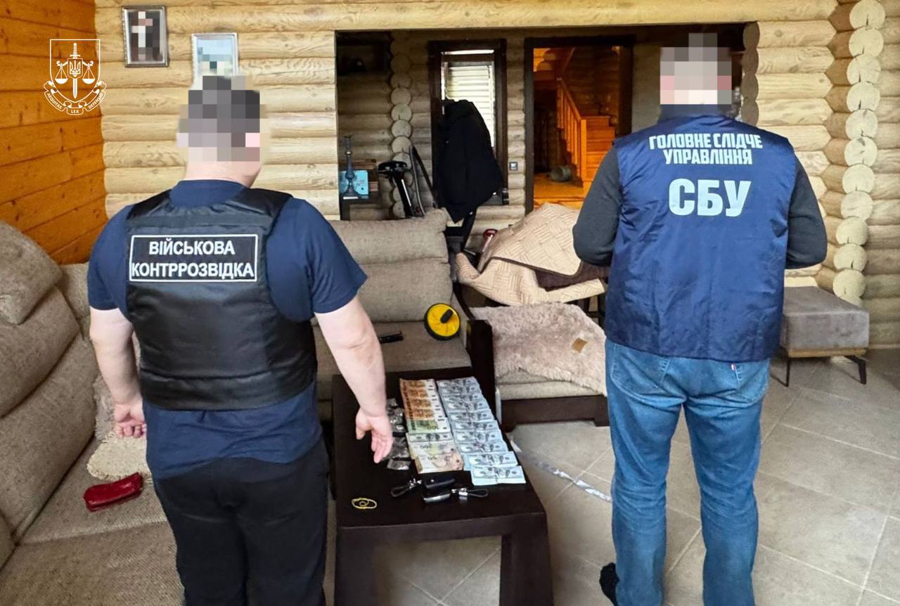 Фото до матеріалу: Київський суд залишив головного психіатра ЗСУ під вартою без змін застави