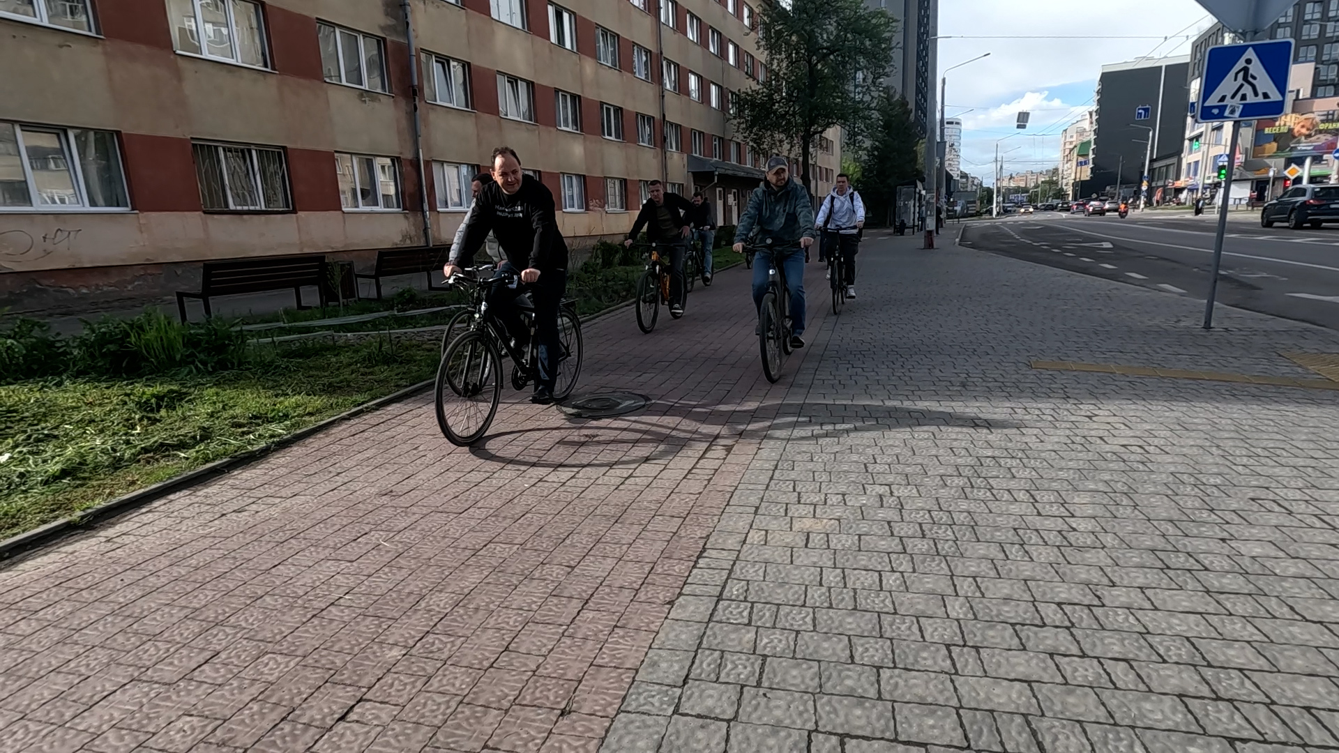Фото до матеріалу: Руслан Марцінків провів ранкову інспекцію Івано-Франківська перед «Святом ковалів"