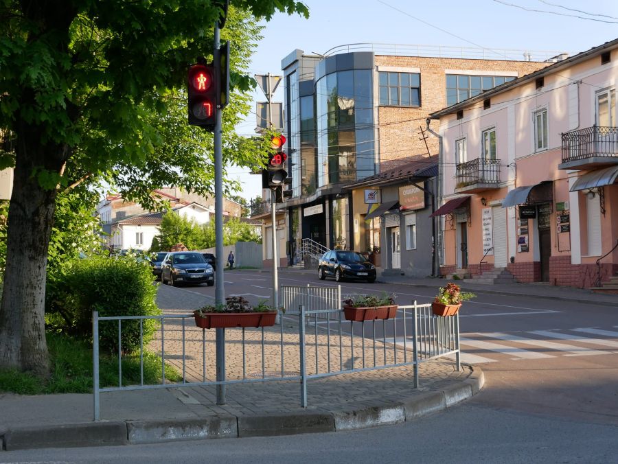Фото до матеріалу: Афіша вихідних у Калуші: чемпіонат з легкої атлетики, концерт до Дня матері та нові кінопрем'єри