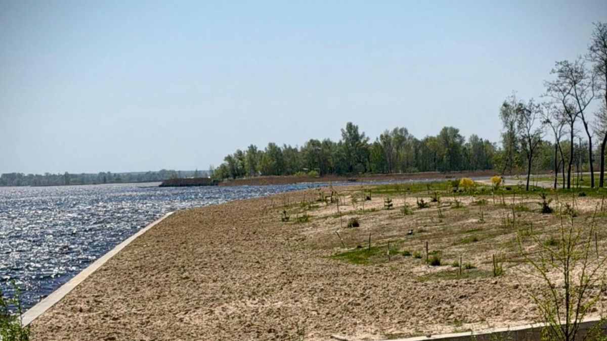 Фото до матеріалу: У Києві після атаки РФ перекрили рух на низці вулиць та змінили маршрути транспорту