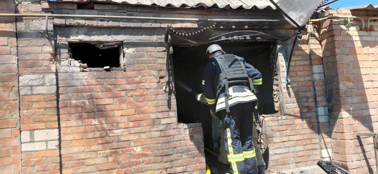 Фото до матеріалу: Четверо загиблих на Синельниківщині, постраждали підлітки на Нікопольщині: зранку до вечора ворог бив по районах