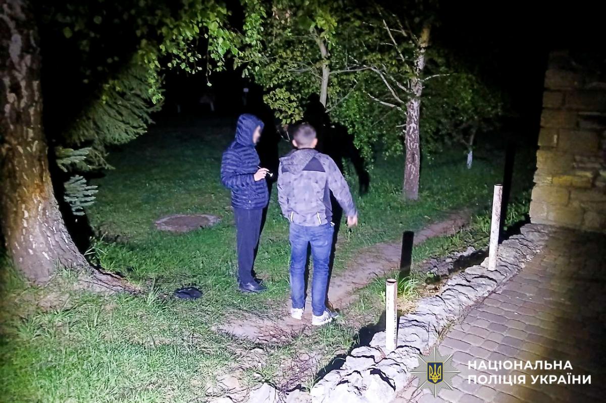 Фото до матеріалу: Дубенчанина засудили до семи років за напад із сльозогінним газом та грабіж