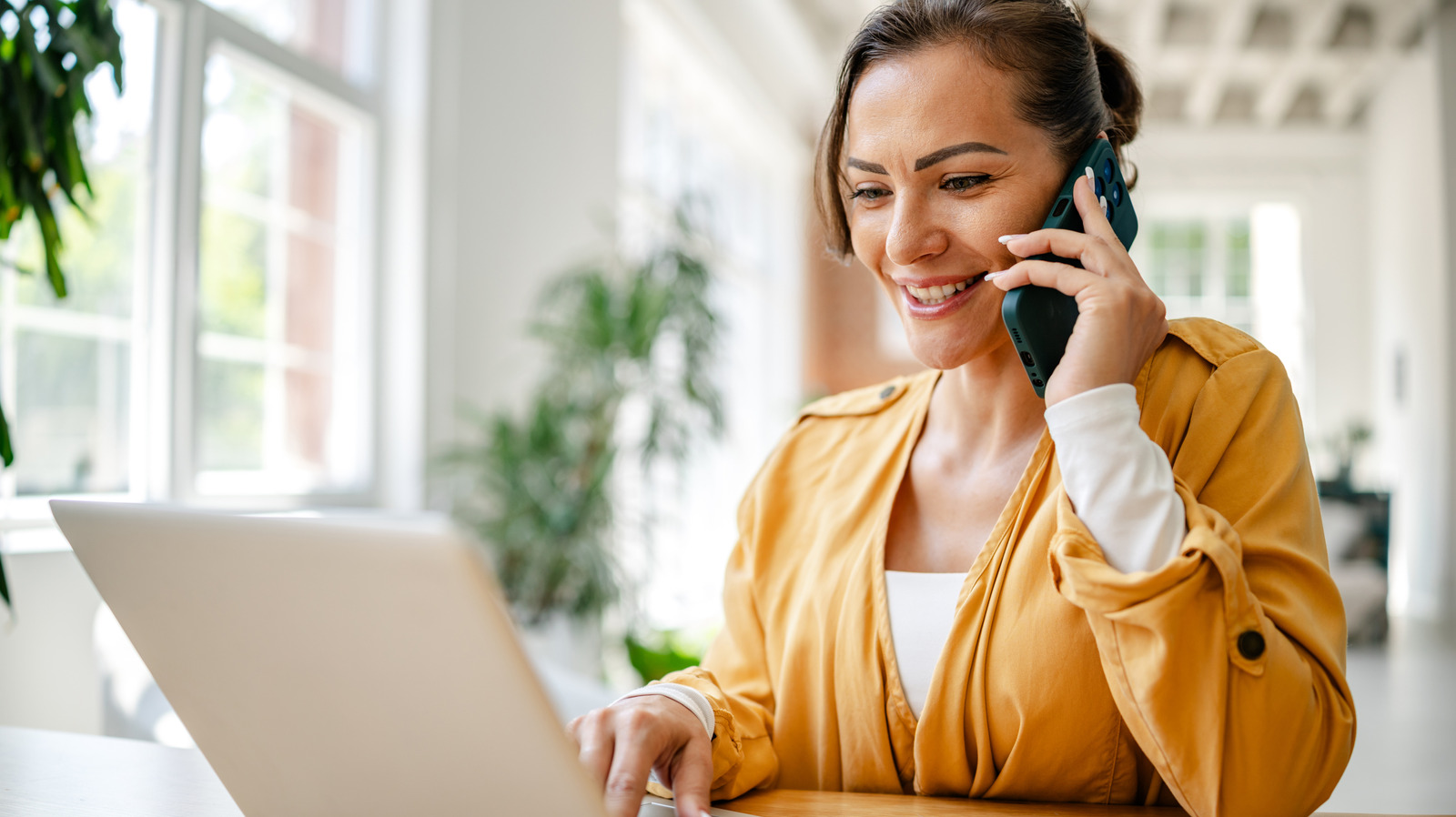 Фото до матеріалу: Чи замінить смартфон домашній інтернет: реальність чи міф