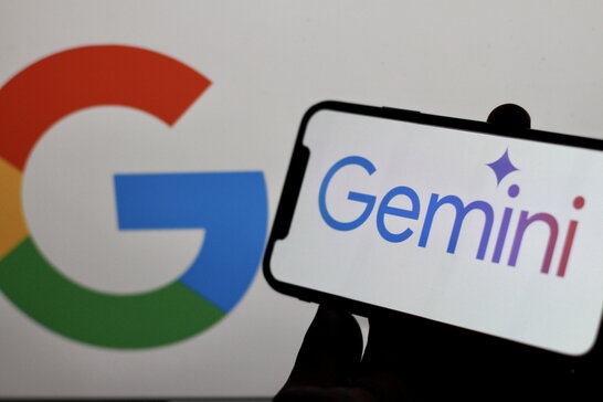 Фото до матеріалу: Google додасть Gemini в автомобілі: навігація, повідомлення й керування голосом