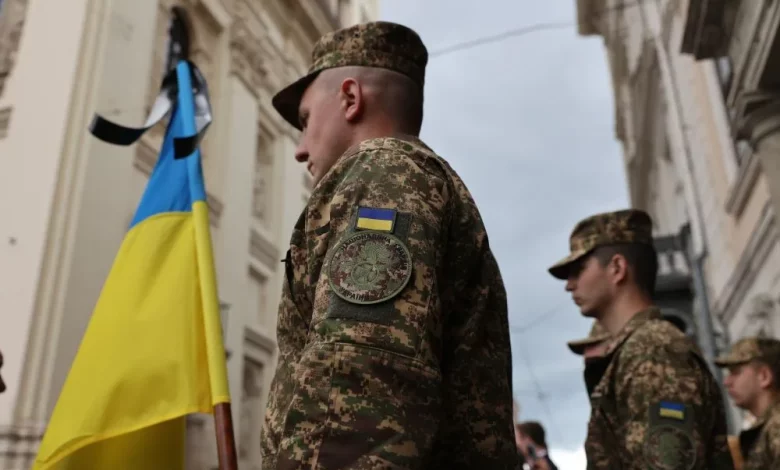 Фото до матеріалу: Львів проведе в останню путь трьох військовослужбовців