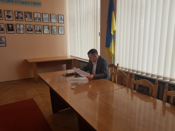 Фото до матеріалу: Буська комісія розглянула скаргу громадянина та ситуацію з африканською чумою свиней